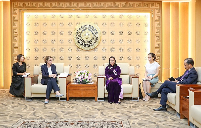 Da Nang Looks to Implement More Cooperation Programs with Germany Da Nang Looks to Implement More Cooperation Programs with Germany