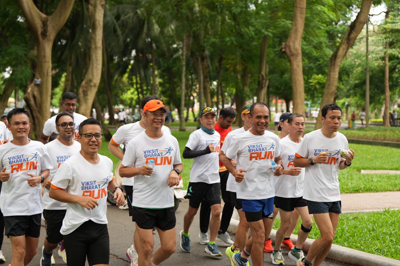 Meaningful Race for Solidarity Message Take Places in Hanoi Meaningful Race for Solidarity Message Take Places in Hanoi