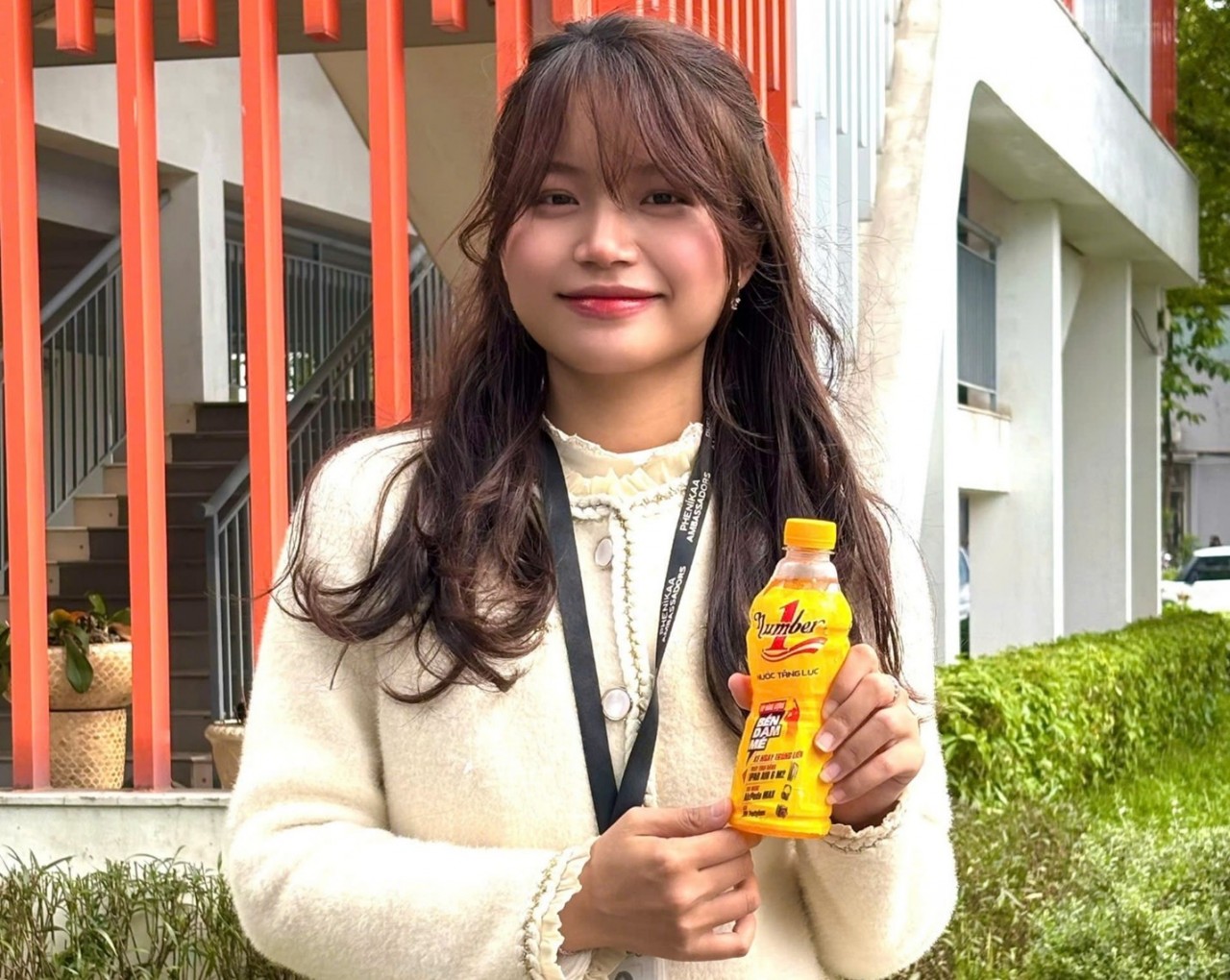 Nguyen Thi Khanh Dieu energizes and nurtures the passion for biomedical technology research, spreading the spirit of From a Small Lab to Big Dreams: A Young STEM Student’s Journey to Becoming Her Own Number 1