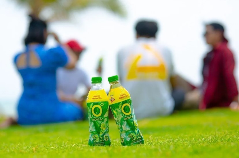 Made from pure natural green tea leaves with EGCG, Zero Degree Green Tea is loved and chosen by millions of young people to reduce stress and cool down life every day. Made from pure natural green tea leaves with EGCG, Zero Degree Green Tea is loved and chosen by millions of young people to reduce stress and cool down life every day.