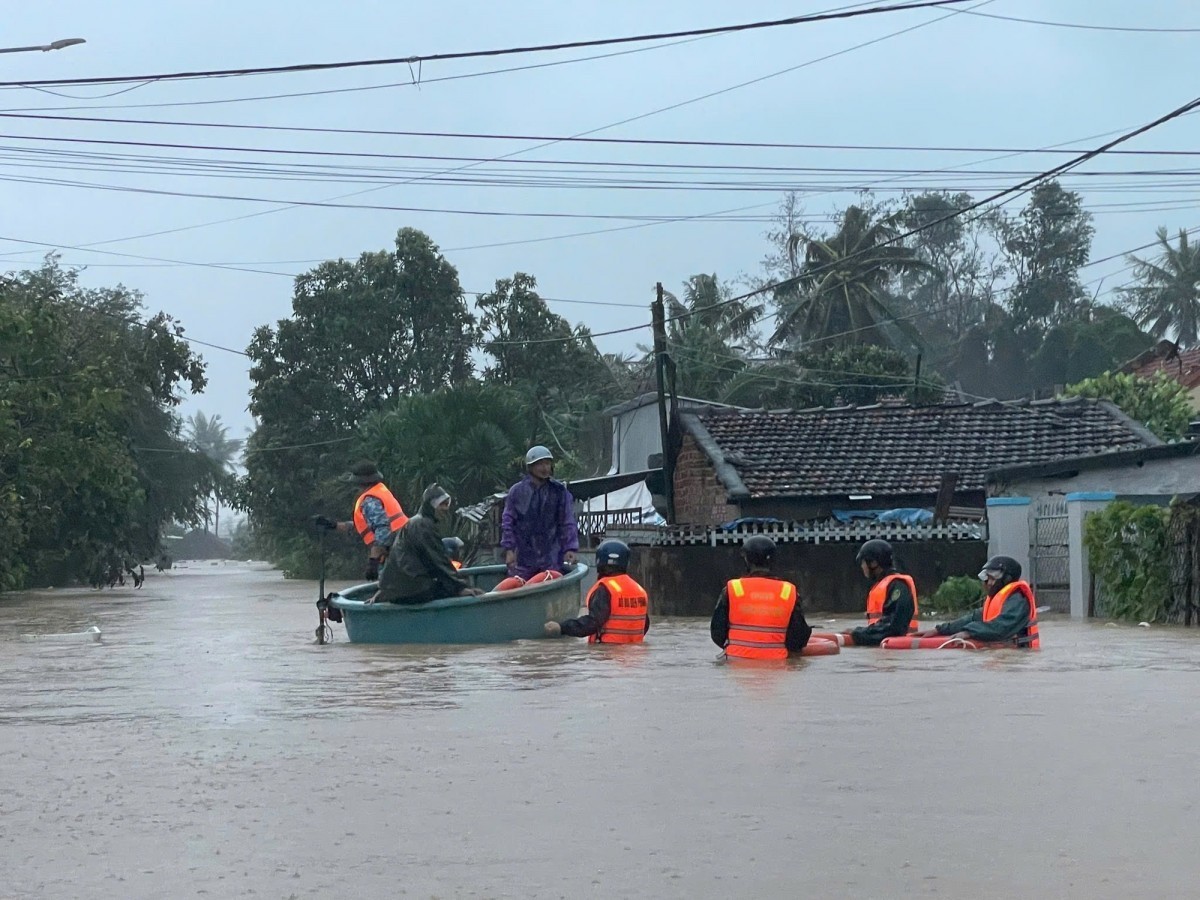 International Media Praise Vietnam’s Efforts in Responding to Devastating Floods International Media Praise Vietnam’s Efforts in Responding to Devastating Floods