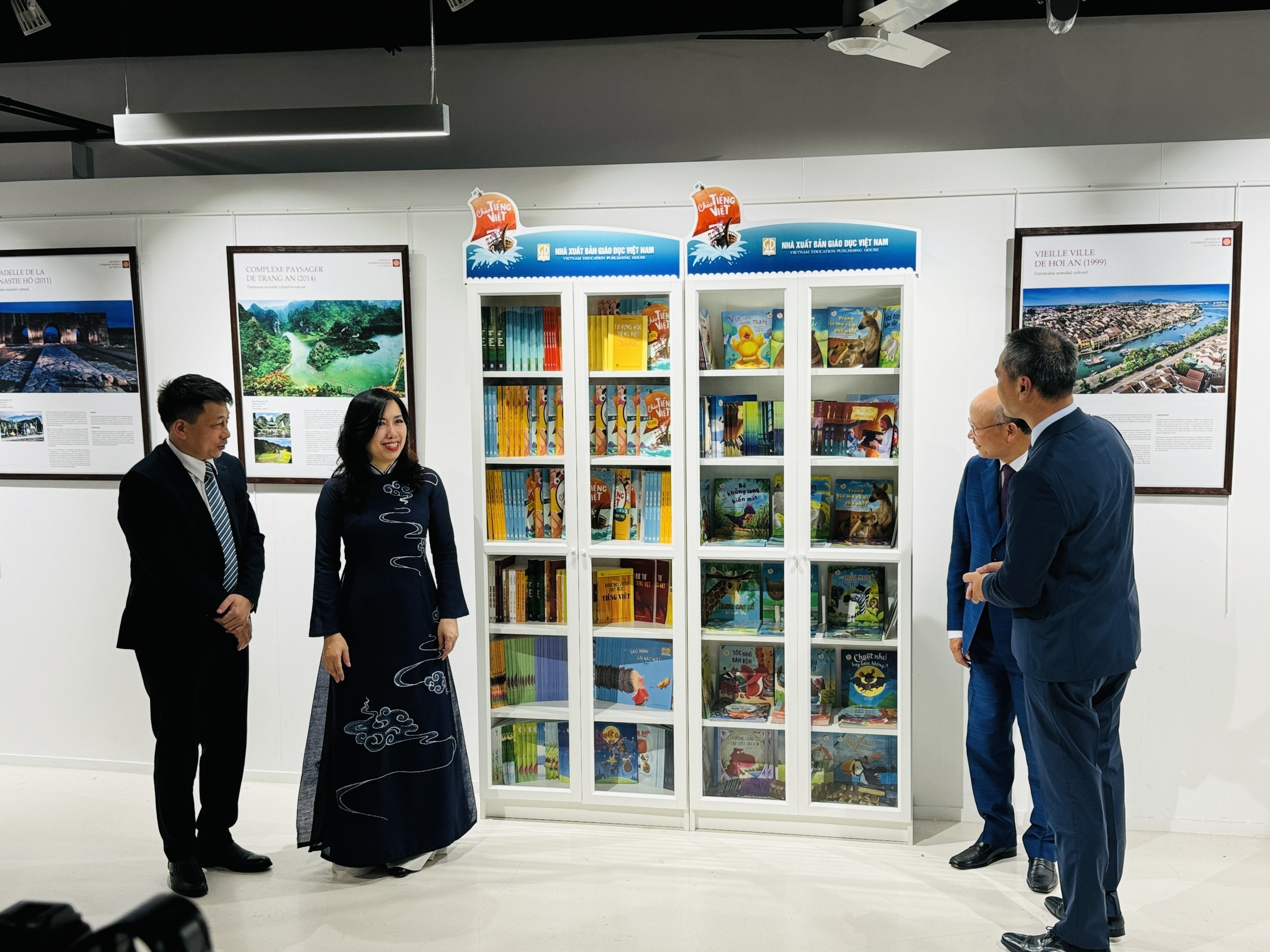 Synchronized Efforts and Strong Determination to Ensure Vietnamese Language Spreads and Endures Synchronized Efforts and Strong Determination to Ensure Vietnamese Language Spreads and Endures