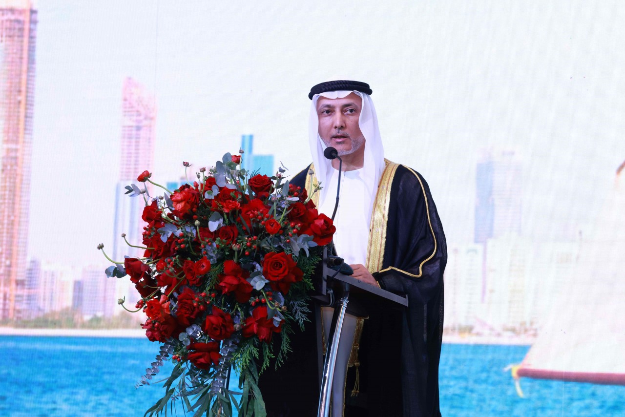 Bader Almatrooshi, UAE Ambassador to Viet Nam, speaks at the ceremony. (Photo: UAE Embassy in Viet Nam)