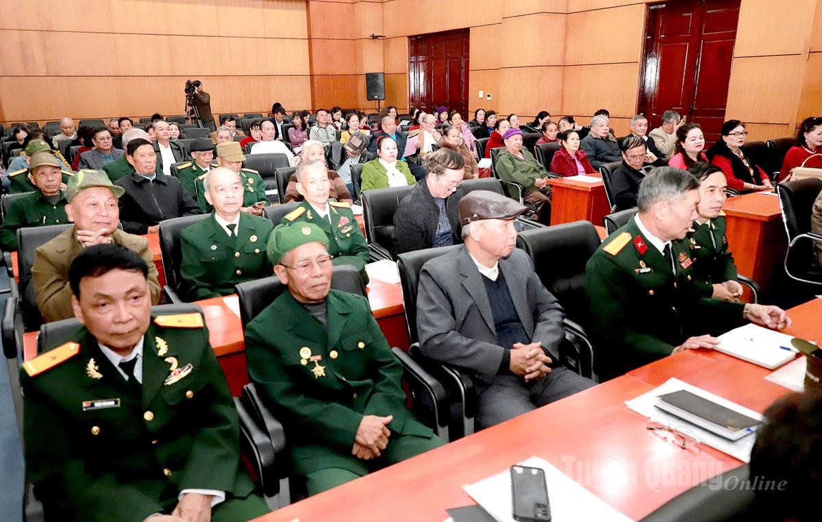 Delegates representing member friendship associations of the Tuyen Quang Provincial Union of Friendship Organizations attend the conference (Photo: Tuyen Quang Online).