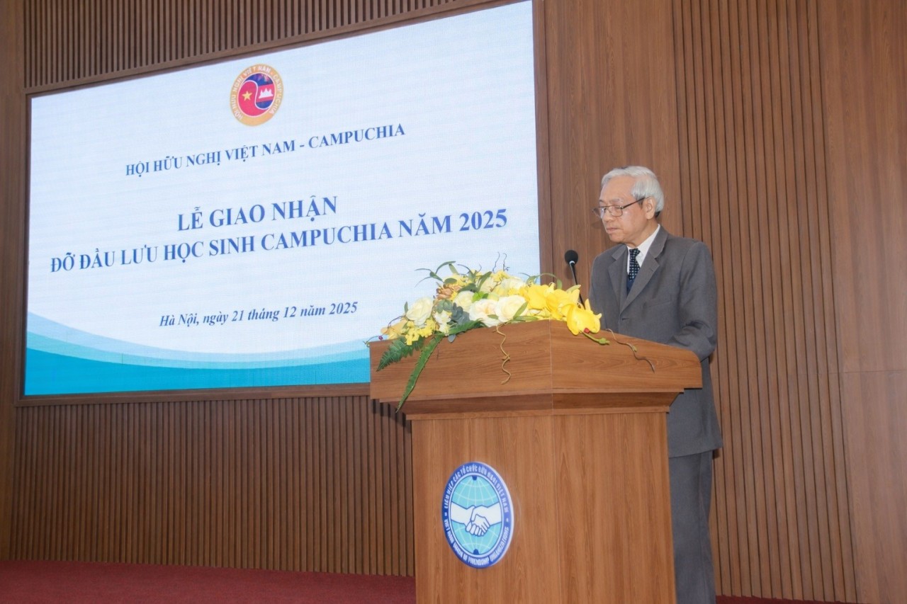 Vietnam–Cambodia Friendship Association Nurtures Tie With 47 Cambodian Students Vietnam-Cambodia Friendship Association Continues to “Nurture Friendship” for 47 Cambodian Students