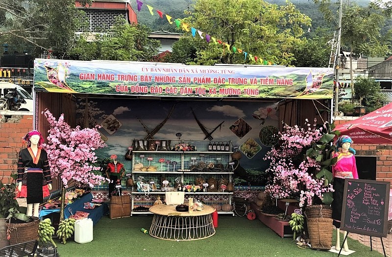 Agricultural products of Muong Tung farmers’ association members are highly appreciated by consumers. (Photo: Duy Linh) Agricultural products of Muong Tung farmers’ association members are highly appreciated by consumers. (Photo: Duy Linh)