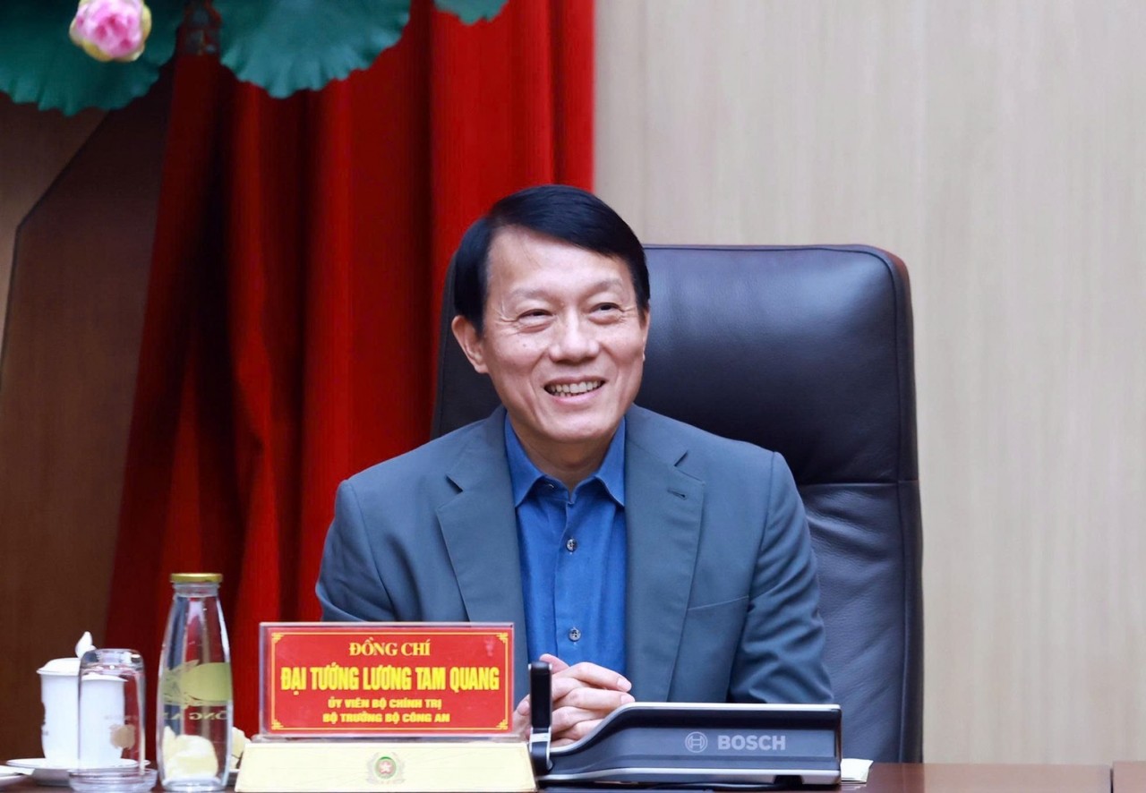Promoting Connecting Role of Vietnam’s Overseas Representative Agencies Promoting Connecting Role of Vietnam’s Overseas Representative Agencies