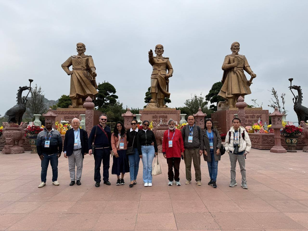 The international press delegation visits and learns about notable historical and cultural sites in Hai Phong City. (Photo: Tieu Duong) The international press delegation visits and learns about notable historical and cultural sites in Hai Phong City. (Photo: Tieu Duong)