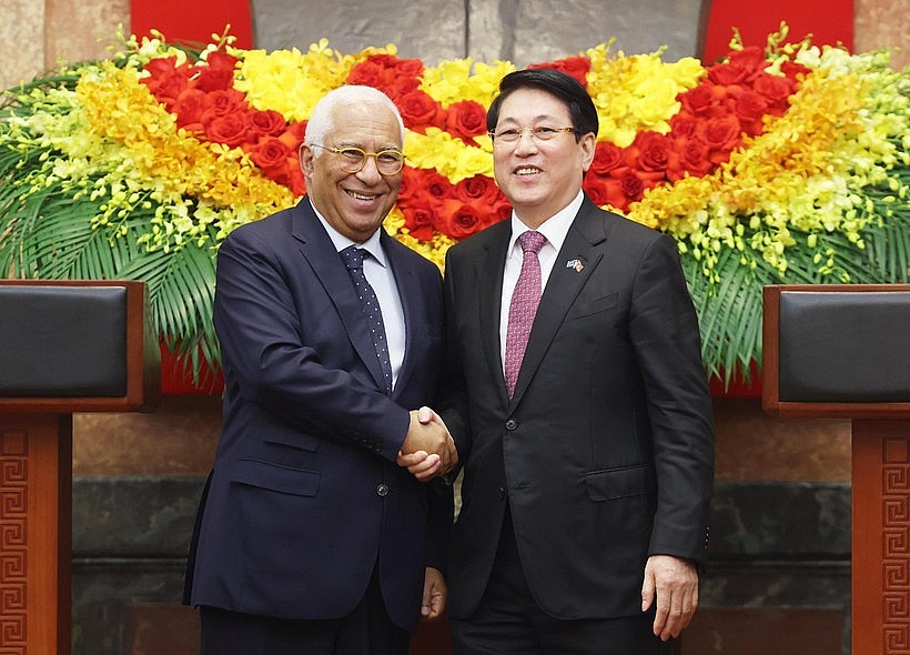 Vietnamese State President Luong Cuong (right) and President of the European Council (EC) António Costa at their meeting on January 29. (Photo: VNA) Vietnamese State President Luong Cuong (right) and President of the European Council (EC) António Costa at their meeting on January 29. (Photo: VNA)