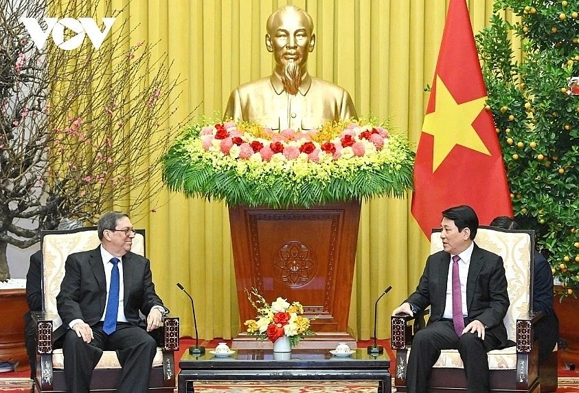 President Luong Cuong hosts the special envoy of Cuba’s Party and State, Politburo member and Minister of Foreign Affairs Bruno Rodríguez Parrilla. President Luong Cuong hosts the special envoy of Cuba’s Party and State, Politburo member and Minister of Foreign Affairs Bruno Rodríguez Parrilla.