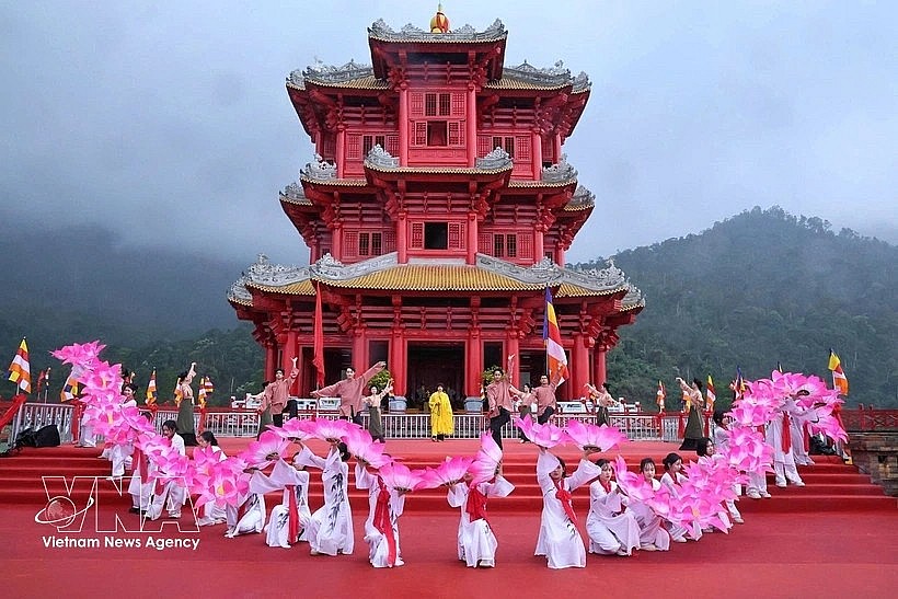 A performance at the opening ceremony of the 2026 Tay Yen Tu Spring Festival on February 28 (Photo: VNA) A performance at the opening ceremony of the 2026 Tay Yen Tu Spring Festival on February 28 (Photo: VNA)