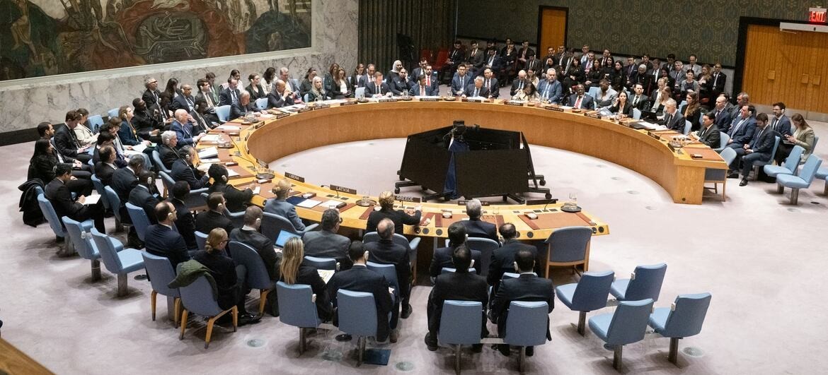Khói bốc lên sau các đợt tấn công của Israel và Mỹ vào Tehran (Iran). (Ảnh: Reuters) Khói bốc lên sau các đợt tấn công của Israel và Mỹ vào Tehran (Iran). (Ảnh: Reuters)