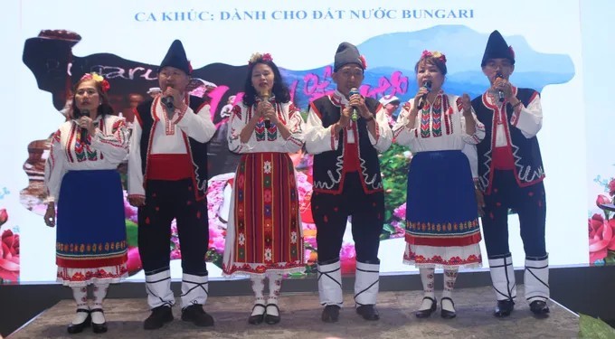 A cultural performance celebrating Bulgaria’s National Day. (Photo: Ho Chi Minh City Union of Friendship Organizations) A cultural performance celebrating Bulgaria’s National Day. (Photo: Ho Chi Minh City Union of Friendship Organizations)