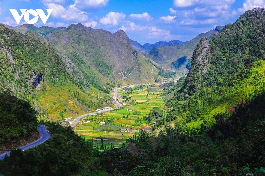 Vietnam News Today (Mar. 12): s
