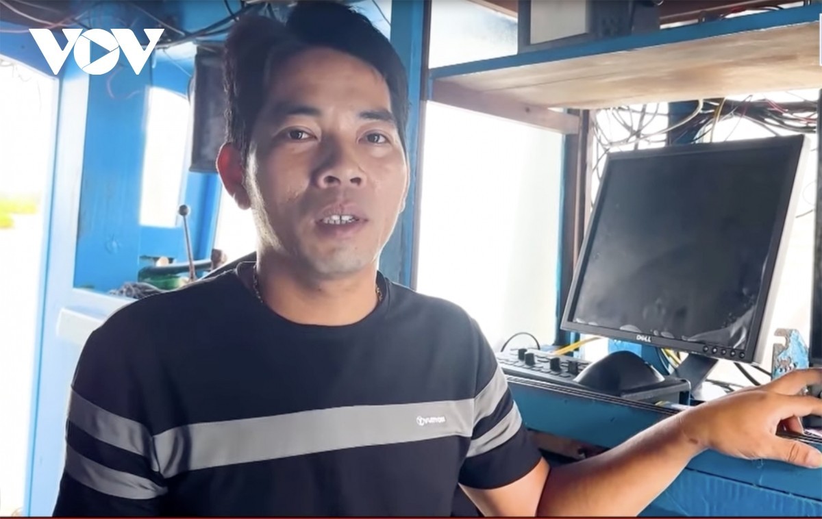 Fisherman Do Tan Vuong on his fishing vessel. (Photo: VOV) Fisherman Do Tan Vuong on his fishing vessel. (Photo: VOV)