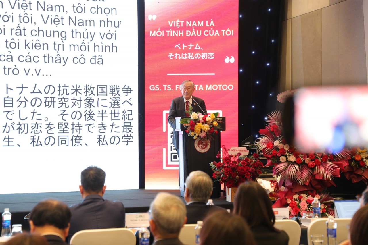 Professor Furuta Motoo, Rector of the Vietnam Japan University and President of the Japan–Vietnam Friendship Association, delivers remarks at the appreciation ceremony. (Photo: Vietnam National University Hanoi) Professor Furuta Motoo, Rector of the Vietnam Japan University and President of the Japan–Vietnam Friendship Association, delivers remarks at the appreciation ceremony. (Photo: Vietnam National University Hanoi)
