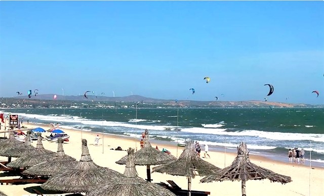 Hàm Tiến Beach in Mũi Né National Tourist Area. —VNA/VNS Photo