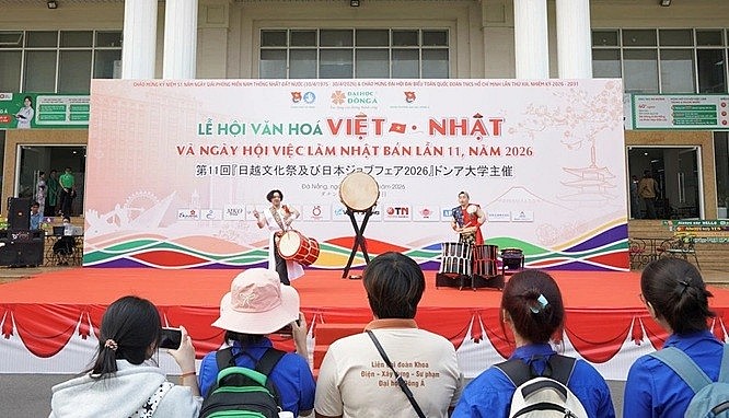 Vietnam News Today (April 18): Vietnam, China Sign 32 Cooperation Documents Vietnam News Today (April 18): Vietnam, China Sign 32 Cooperation Documents