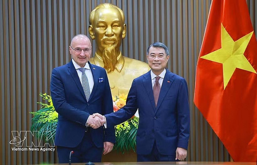 Prime Minister Le Minh Hung receives Croatian Minister of Foreign and European Affairs Gordan Grlić Radman in Hanoi on May 18. Photo: VNA Prime Minister Le Minh Hung receives Croatian Minister of Foreign and European Affairs Gordan Grlić Radman in Hanoi on May 18. Photo: VNA