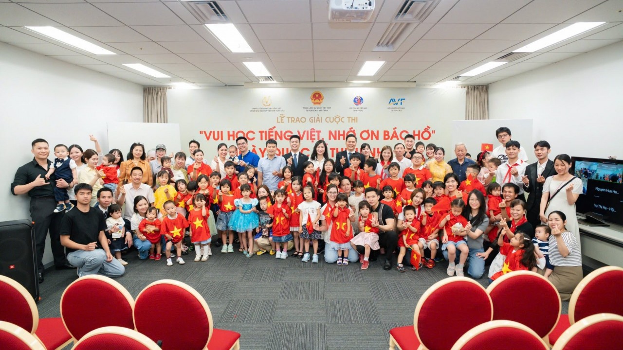 The program was not only a playground for children but also a vivid demonstration of the unity and sustained efforts of the Vietnamese community in Japan. (Photo: Consulate General of Vietnam in Fukuoka) The program was not only a playground for children but also a vivid demonstration of the unity and sustained efforts of the Vietnamese community in Japan. (Photo: Consulate General of Vietnam in Fukuoka)