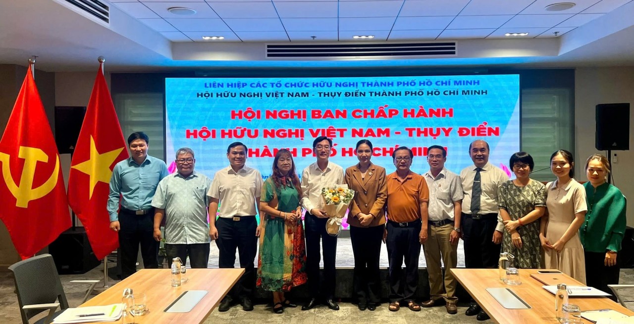 Nguyen Truong Giang appointed President of the Viet Nam-Sweden Friendship Association of Ho Chi Minh City. (Photo: HUFO) Nguyen Truong Giang appointed President of the Viet Nam-Sweden Friendship Association of Ho Chi Minh City. (Photo: HUFO)