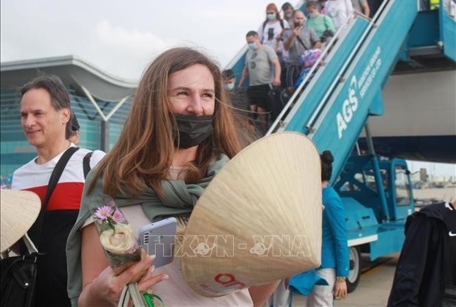 More than 742,000 Russian visitors traveled to Viet Nam during the first half of this year. (Photo: Phan Sau/VNA) More than 742,000 Russian visitors traveled to Viet Nam during the first half of this year. (Photo: Phan Sau/VNA)