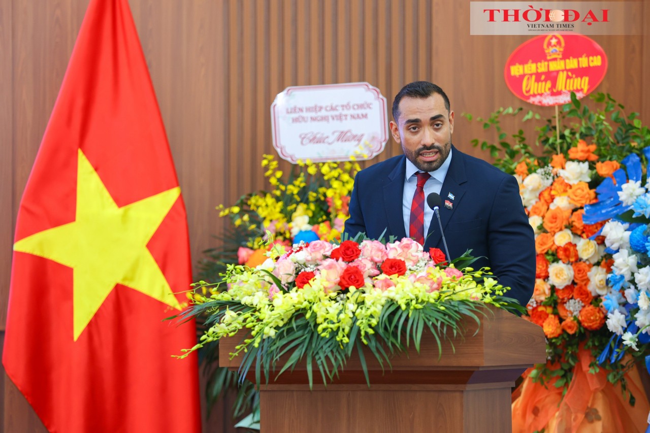 Nicaraguan Ambassador to Vietnam Mario José Armengol Campos delivers remarks at the friendship gathering. (Photo: Dinh Hoa) Nicaraguan Ambassador to Vietnam Mario José Armengol Campos delivers remarks at the friendship gathering. (Photo: Dinh Hoa)