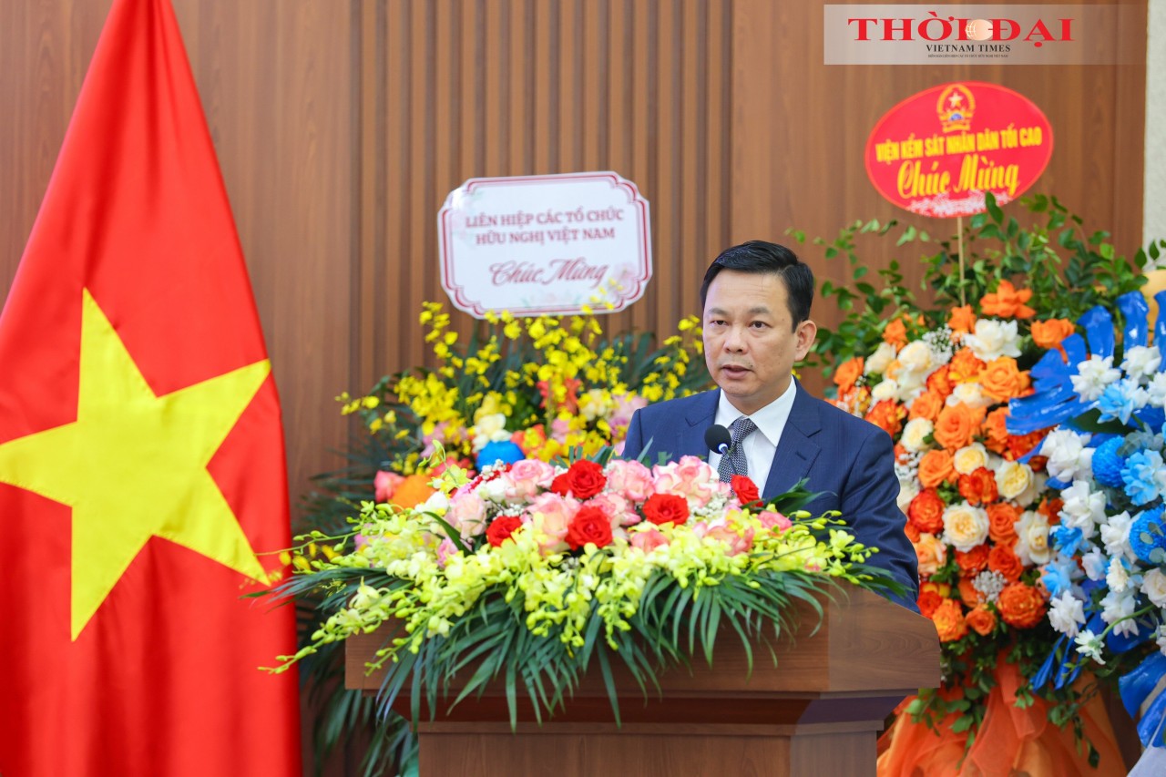 Vietnam Union of Friendship Organizations (VUFO) Vice President Dong Huy Cuong delivers remarks at the friendship gathering. (Photo: Dinh Hoa) Vietnam Union of Friendship Organizations (VUFO) Vice President Dong Huy Cuong delivers remarks at the friendship gathering. (Photo: Dinh Hoa)
