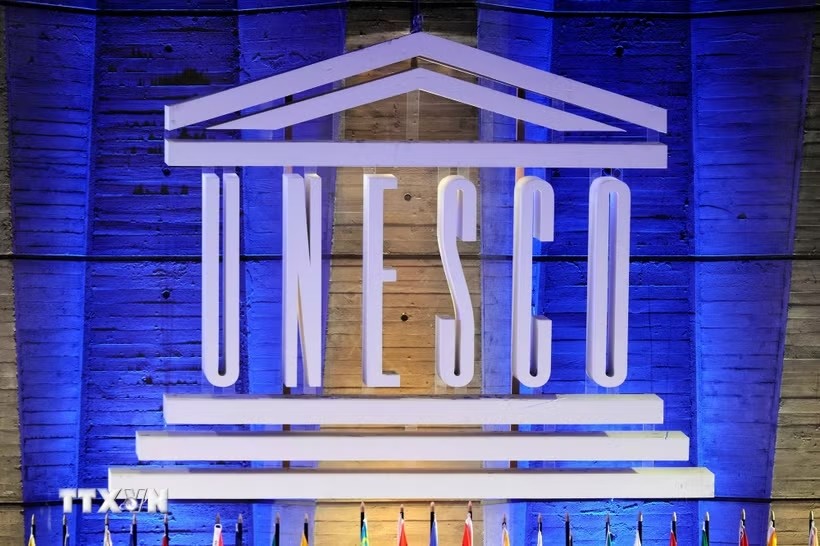 The logo of the United Nations Educational, Scientific and Cultural Organization (UNESCO) at its headquarters in Paris, France. (Photo: AFP/VNA) The logo of the United Nations Educational, Scientific and Cultural Organization (UNESCO) at its headquarters in Paris, France. (Photo: AFP/VNA)