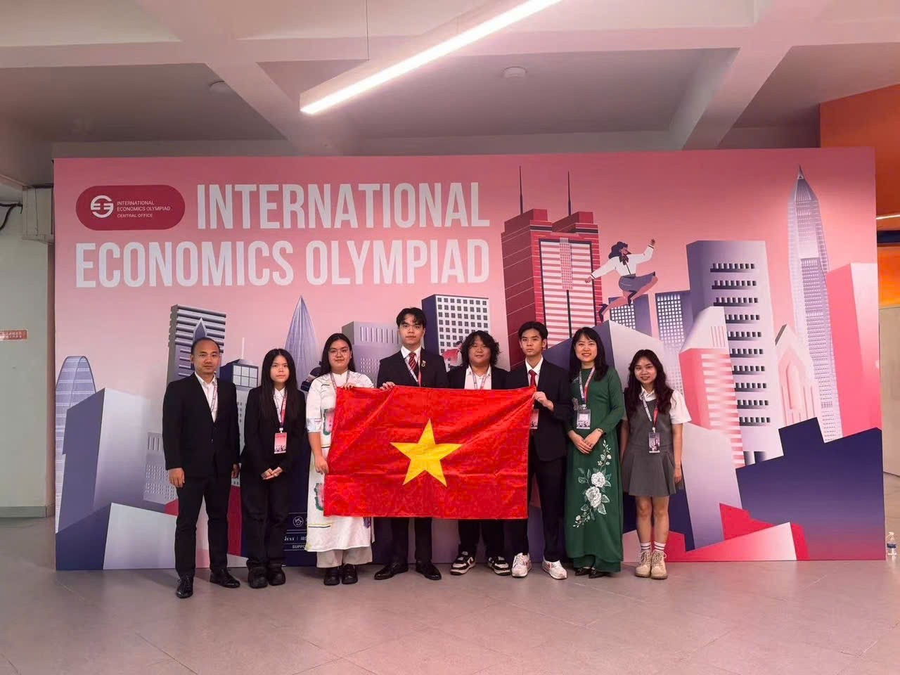 Vietnamese Intellect Affirmed on International Stage Vietnamese Intellect Affirmed on International Stage
