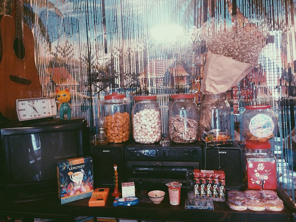 Cafes with retro decorations for nostalgia-seekers in Saigon