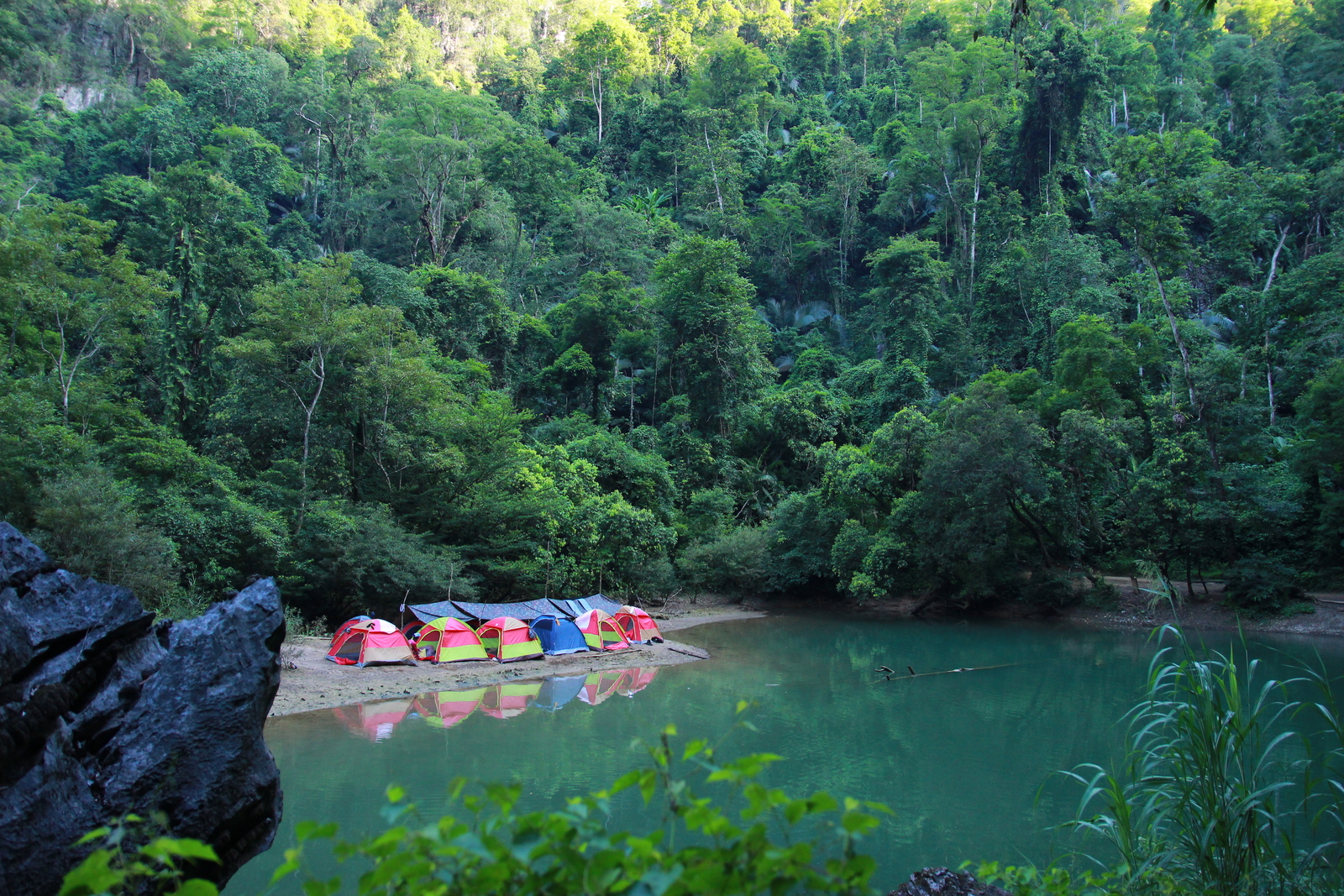 Vietnam's Phong Nha-Ke Bang among world's 25 best national parks Vietnam's Phong Nha-Ke Bang among world's 25 best national parks