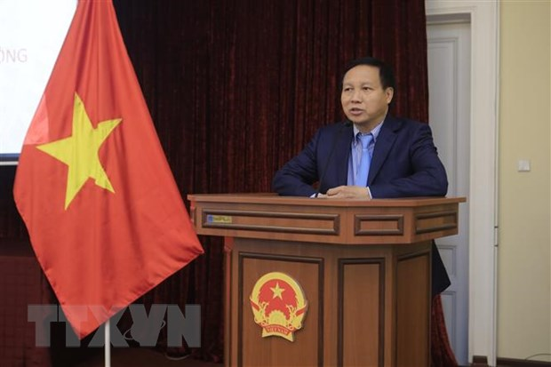 Vietnamese community in Russia unites to surmount difficulties caused by Covid-19 Vietnamese community in Russia unites to surmount difficulties caused by Covid-19