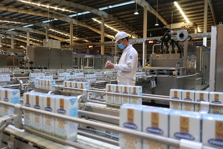 Vinamilk, a Vietnamese top brand in liquid milk for many consecutive years Vinamilk, a Vietnamese top brand in liquid milk for many consecutive years