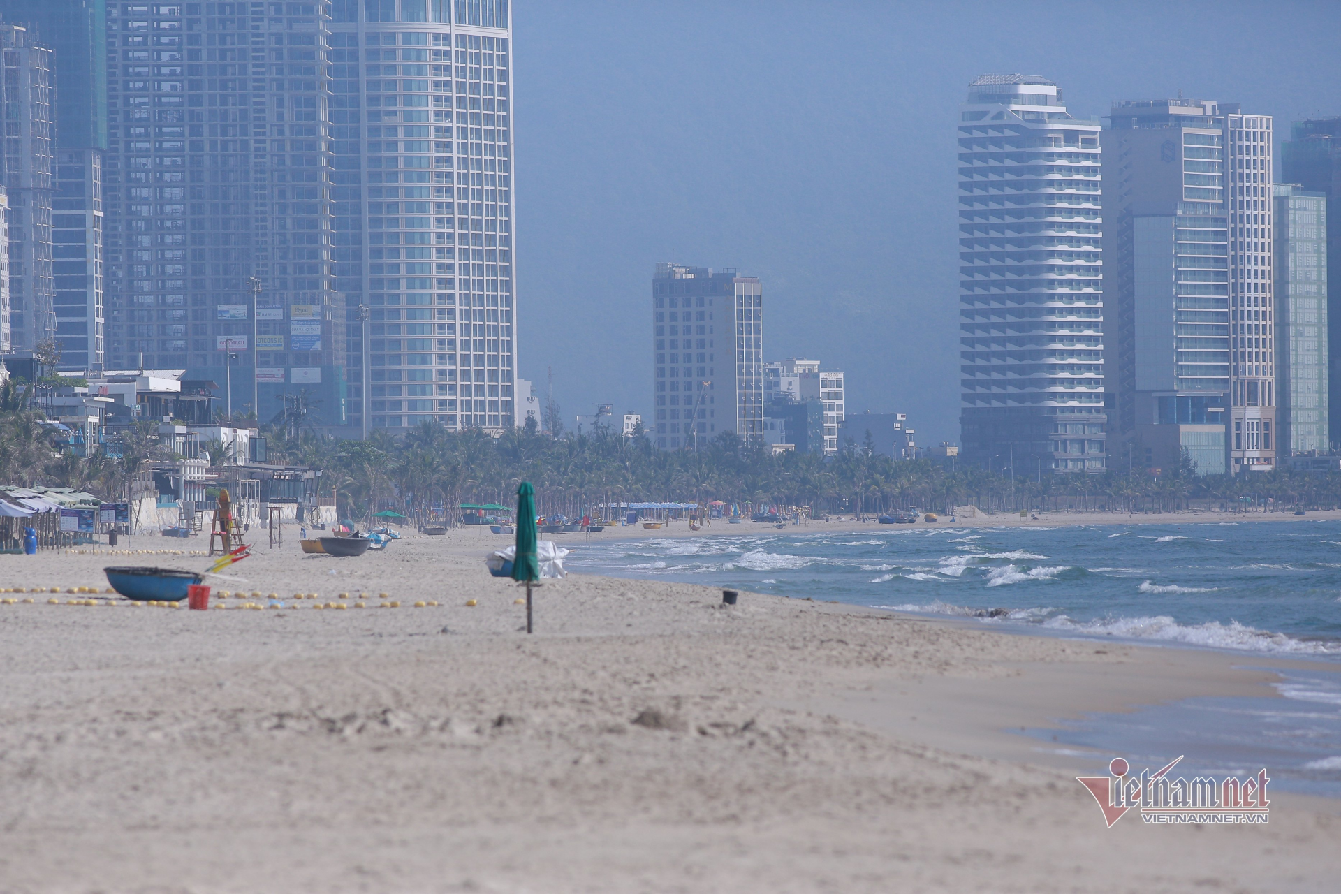 Visitors cancel Hanoi, Da Nang tours over growing Covid-19 outbreak Visitors cancel Hanoi, Da Nang tours over growing Covid-19 outbreak
