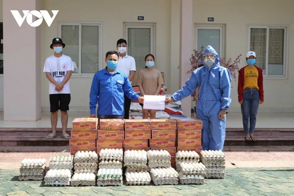 Vietnamese Embassy in Laos actively protects citizens amid Covid-19 Vietnamese Embassy in Laos actively protects citizens amid Covid-19