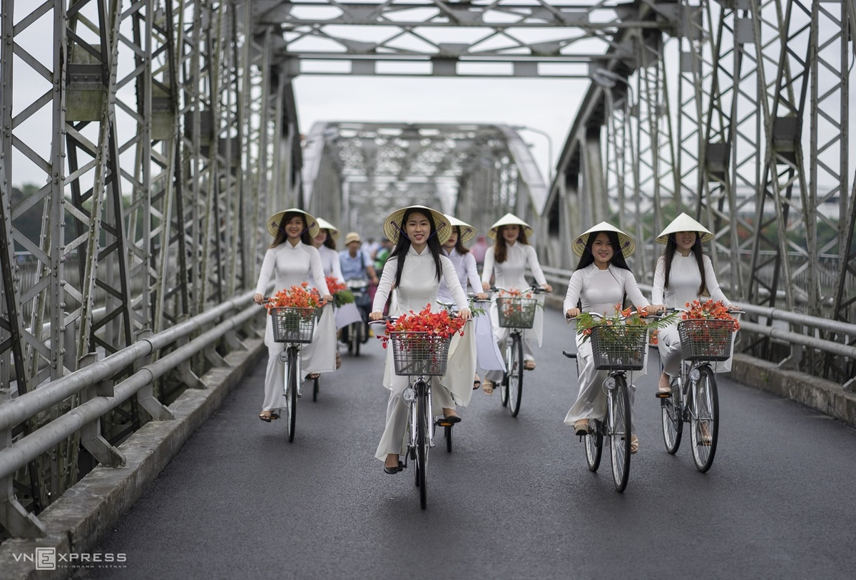 A glimpse of idyllic life in Hue amid summer days 2915 1