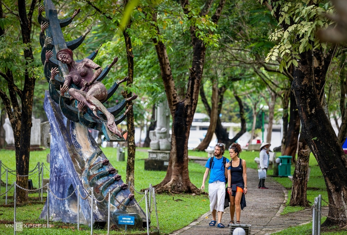 A glimpse of idyllic life in Hue amid summer days 2926 3