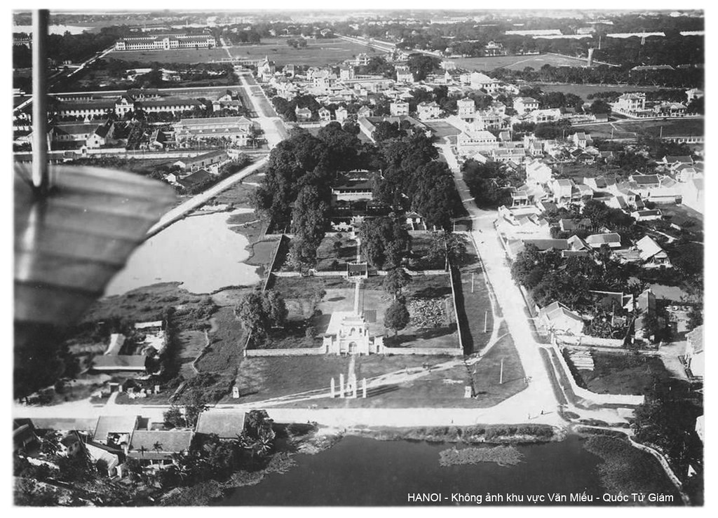 rare photos of temple of literature in french colonial period