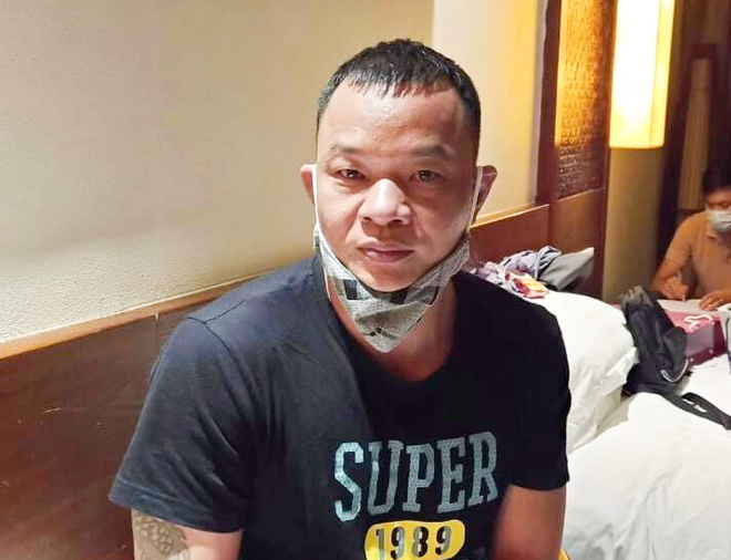 Gao Liang Gu is held while staying at a hotel in Da Nang City, Photo: Zing.vn 4548 co