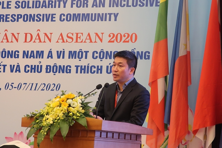 VUFO Vice President and Head of the organization board Phan Anh Son 4908 2