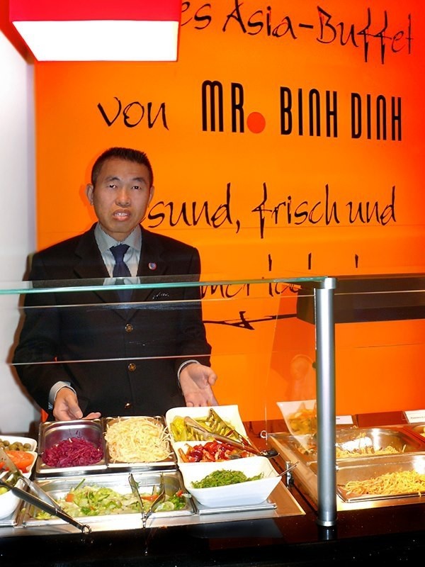 Vietnamese community in Germany growing larger with its significant contribution germany based vietnamese community growing bigger in host country