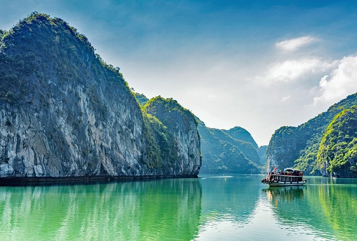 Top 10 Must-visit Places in Southeast Asia Top 10 Must-visit Places in Southeast Asia