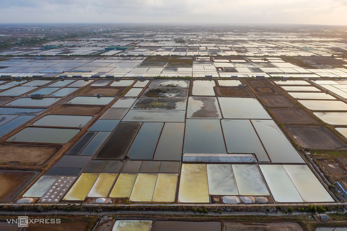 Picturesque salt fields in Bac Lieu, Southern Vietnam picturesque salt fields in bac lieu southern vietnam