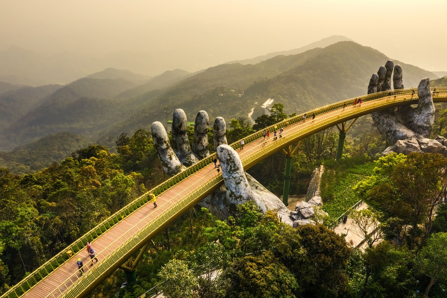 Wanderlust lists out 12 must-do things in Vietnam wanderlust lists out 12 must do things in vietnam