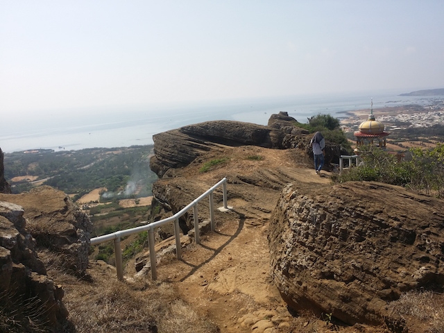 Volcanic rocks found on top of Phu Quy Island volcanic rocks found on top of phu quy island