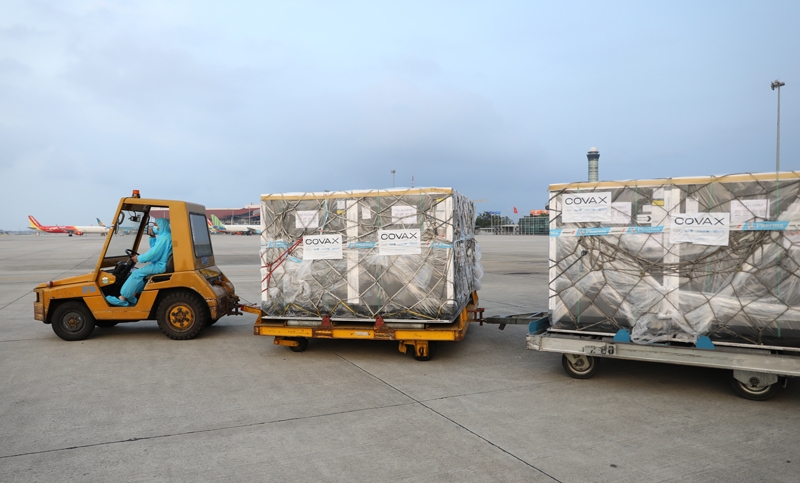 1.7 mln Covid-19 vaccines under Covax scheme arrives in Vietnam 1.7 mln Covid 19 vaccines under Covax scheme arrives in Vietnam
