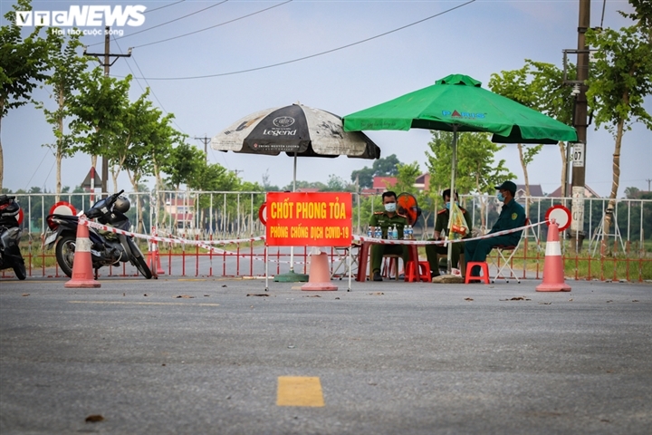 Ha Tinh deploys urgent measures to contain new cluster Central province Ha Tinh deploys urgent measures to contain first coronavirus cluster