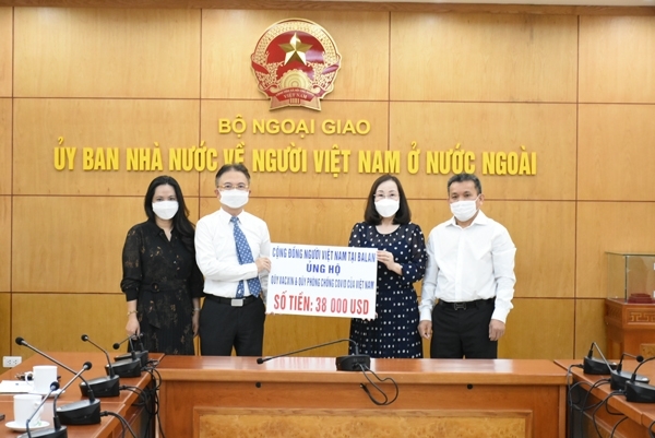 More Donations from Overseas Vietnamese to Covid-19 Vaccine Fund More Donations from Overseas Vietnamese to Covid-19 Vaccine Fund