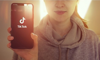 world breaking news today august 4 trump asked 45 days for microsoft to buy tiktok